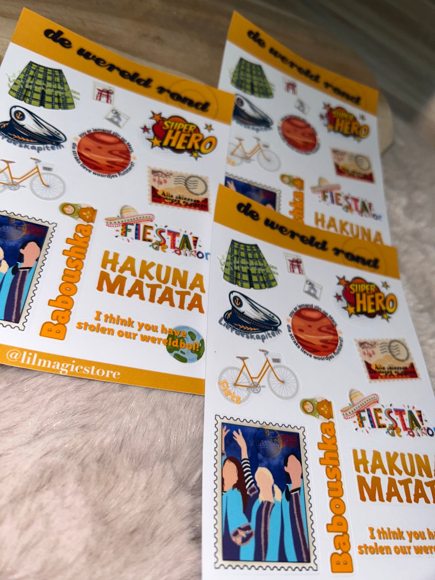De Wereld Rond Sticker-Sheet || K3 Originals x Lil Magic Store Collectie