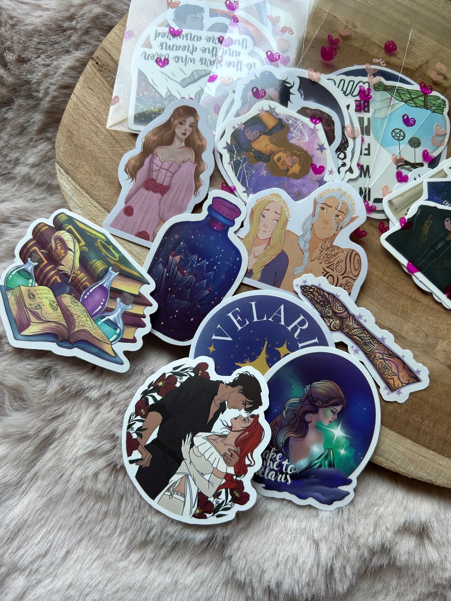 A Court of Thorns and Roses || Mystery Sticker Pack