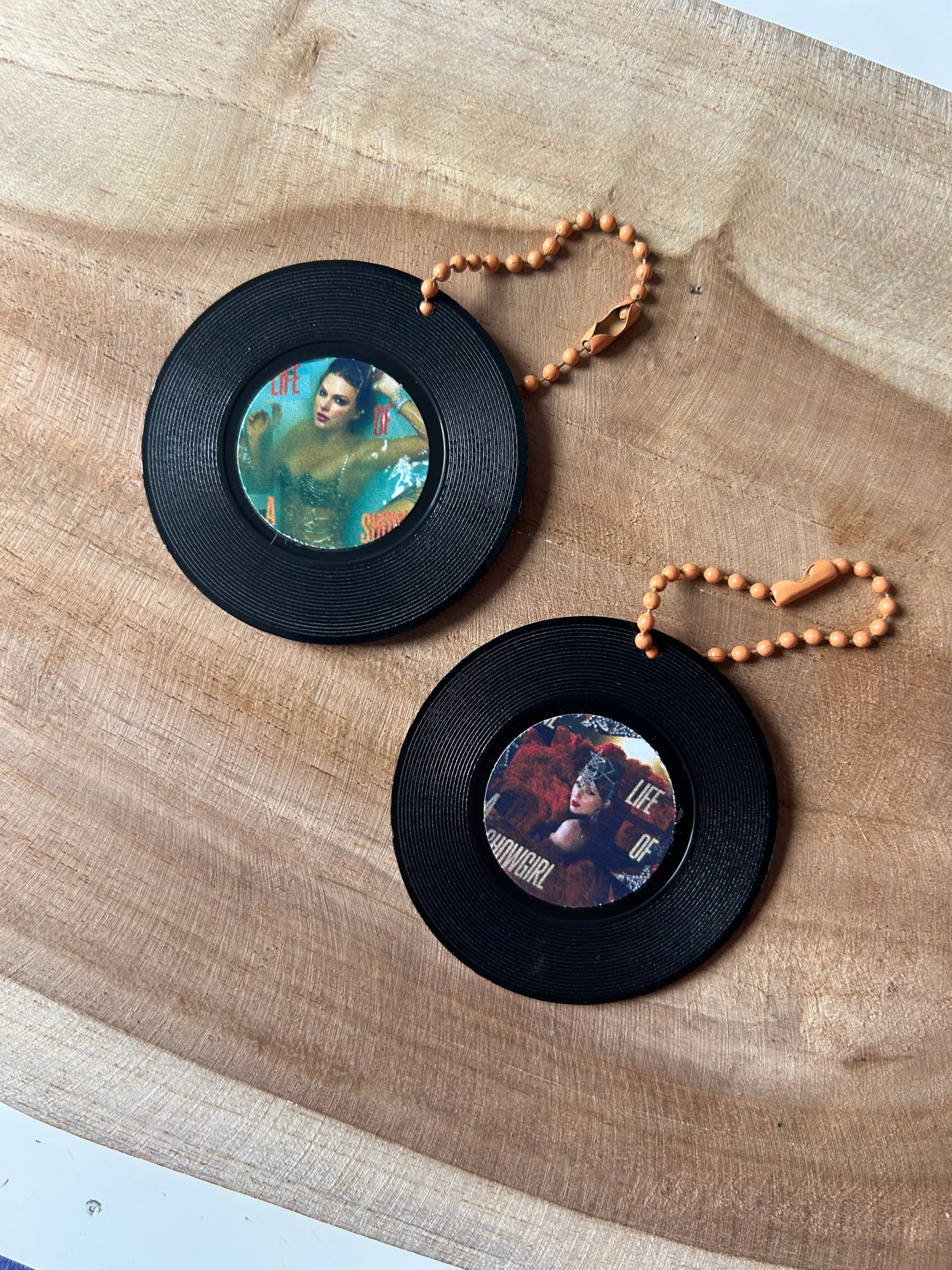 Taylor Swift || Vinyl Record Keychain