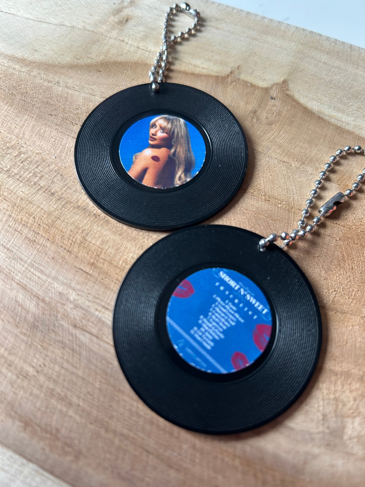 Sabrina Carpenter || Vinyl Record Keychain