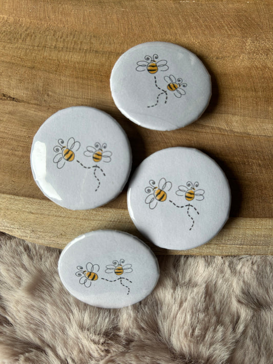 Bridgerton: bees Buttons