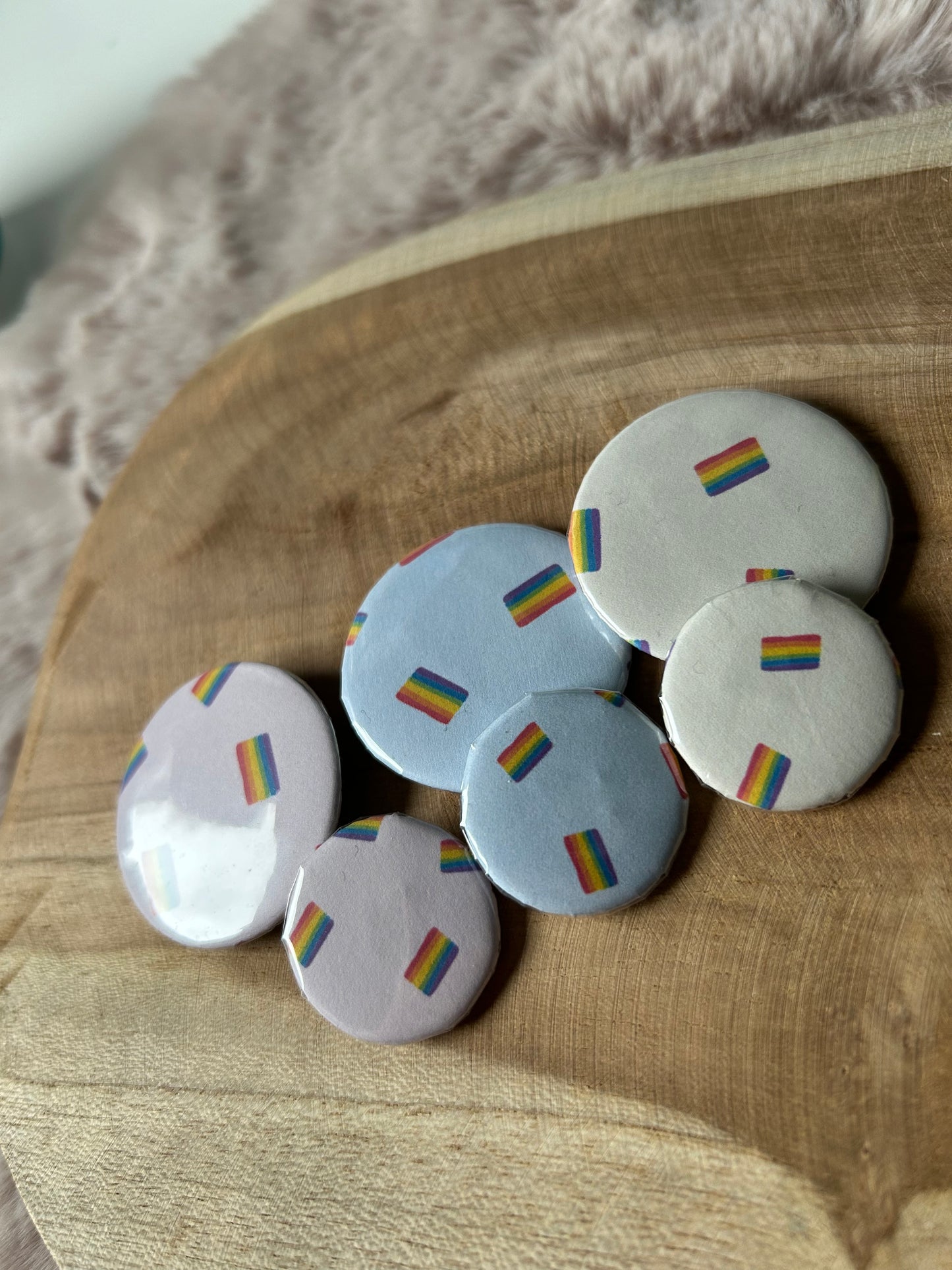 Rainbow Buttons || 37 & 25 mm